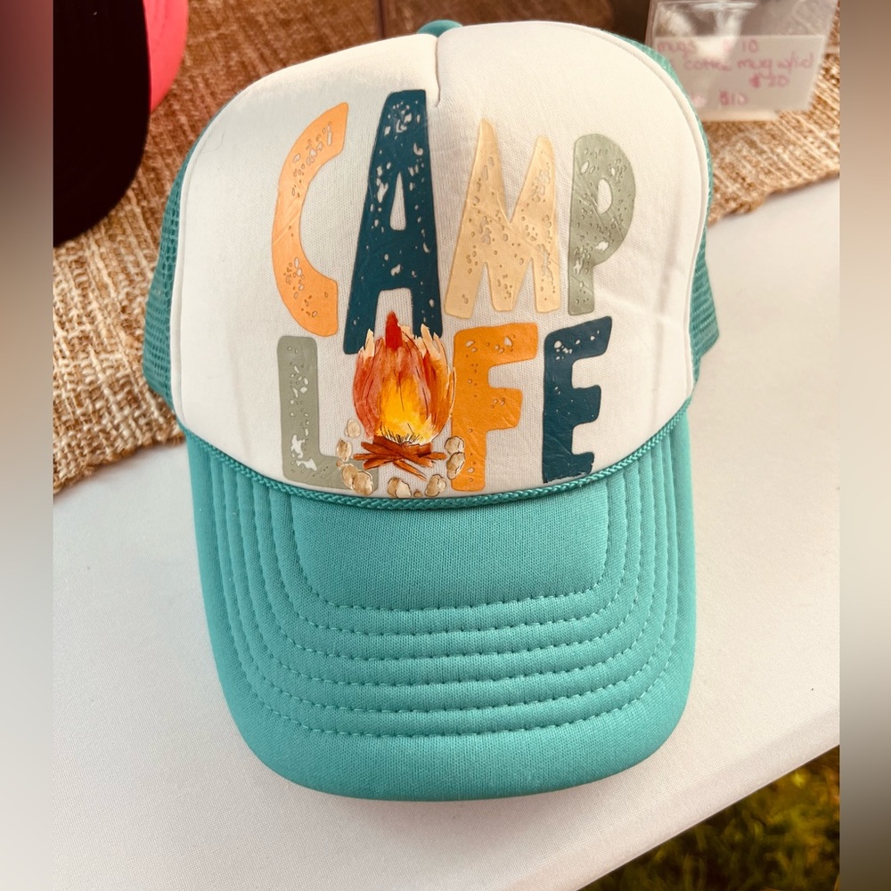 Trucker hat